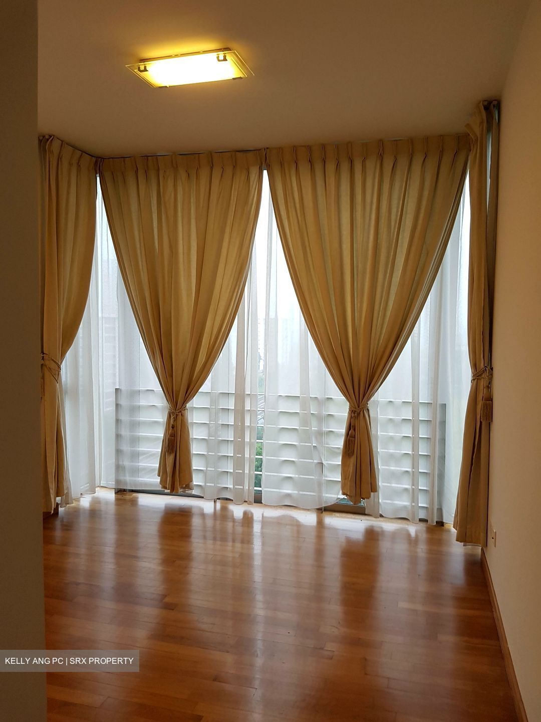 Grandeur 8 (D20), Condominium #589219081